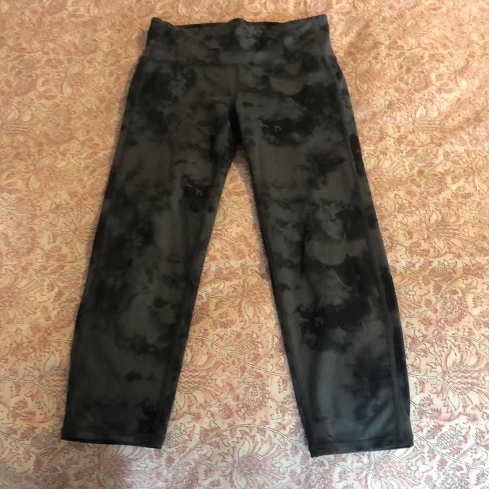 Athlete chaturanga Capri leggings